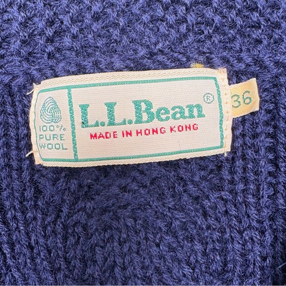 Vintage L.L. Bean Wool Cable Knit Cardigan - Picture 4 of 9